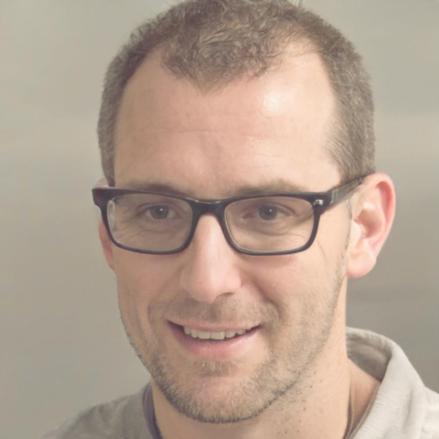 Marc Dubois, Expert Financier